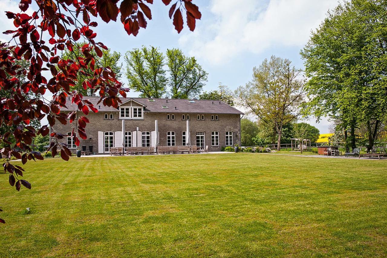 Herrenhaus Gut Neuruppersdorf Hotel *